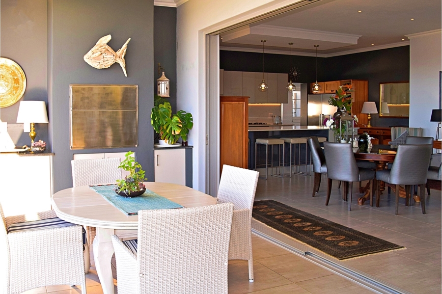 2 Bedroom Property for Sale in Whale Rock Western Cape